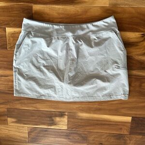 Orvis Light Gray Skort with Pockets size XXL